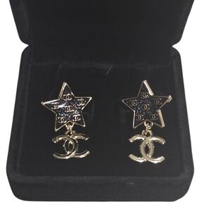 CHANEL Star Gold and Black Earrings